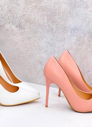 Шикарні білі човники і пудрові (36,37,38,39,40) в розмір