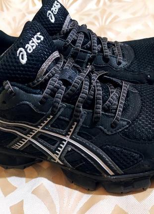 Трекінгові трейловые крутi стильнi кросівки asics gel lahar gtx wer.5