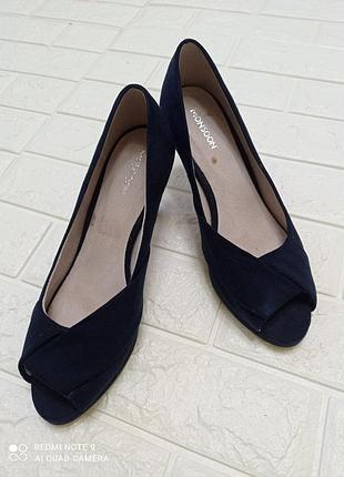 Туфлі на підборах monsoon