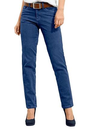 Стильные слегка зауженные стрейчевые джинсы lantis