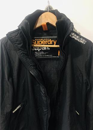 Куртка вітровка жіноча брендовий