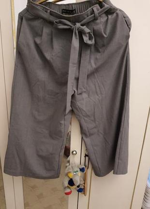 Укорочені штани з поясом 46-48 р3 фото