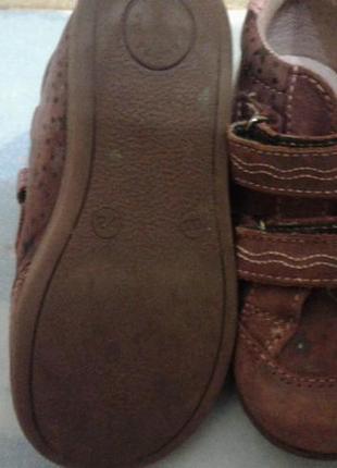 Продам дитячі шкіряні черевички,устілка 15 см,ціна 50 грн2 фото