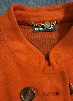 Брендовая  куртка/жакет  "gerri weber"   насыщенного цвета 40-42 шерсть6 фото