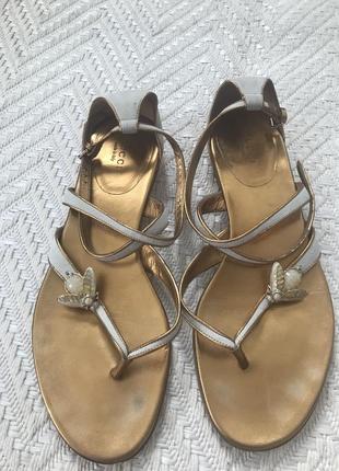 Босоножки , сандали gucci -оригинал!