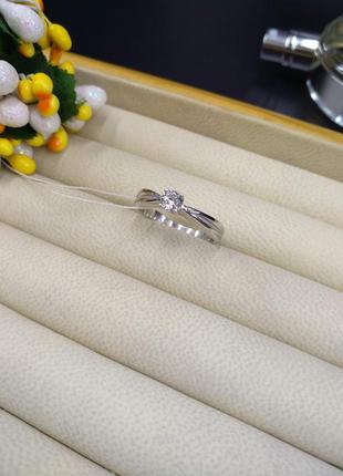 Серебряное классическое кольцо с фианитом 925 размер 17,5
