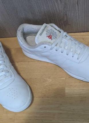 Кроссовки кожаные reebok classic3 фото