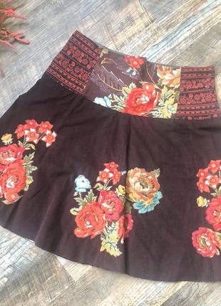 Дизайнерская вельветовая юбка в цветочек с вышивкой 😍5 фото
