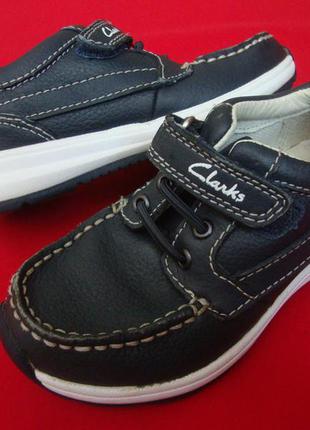 Туфлі clarks натур шкіра 26-27 розмір