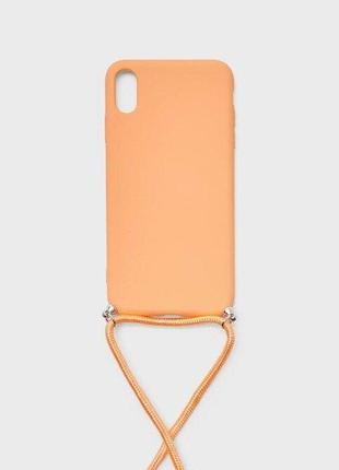 Силиконовый чехол xs max iphone на длинном шнурке stradivarius оригинал