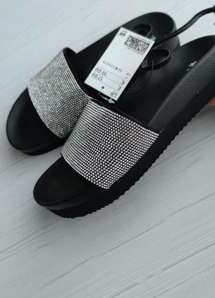 Нові жіночі шльопанці young h&m розм. 36,37 і 40