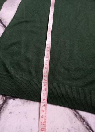 Ніжний светр з v-подібним вирізом4 фото