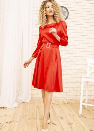 Вечернее платье женское с поясом расклешенное цвет красный