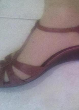 Туфлі Clarks босоніжки натур шкіра р 38-39