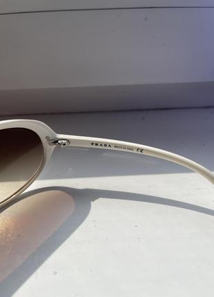 Солнцезащитные очки prada,оригинал5 фото