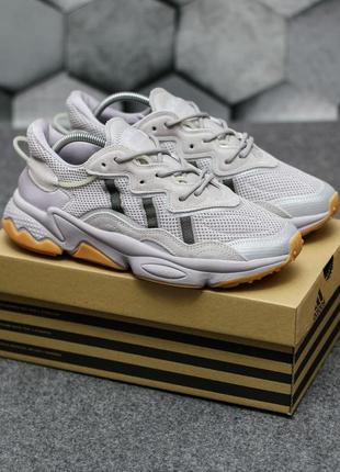 Кроссовки adidas ozweego