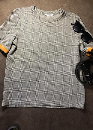 Плотная футболка zara