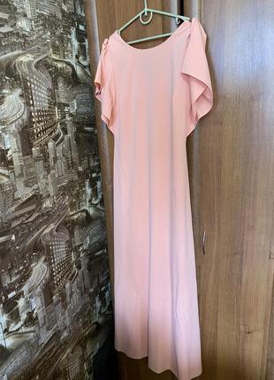 Плаття в підлогу