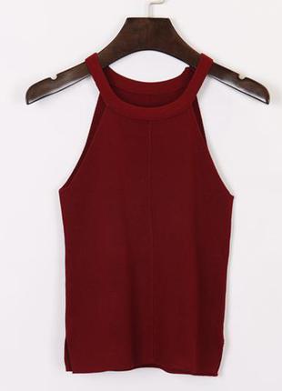 Вязаный топ в рубчик