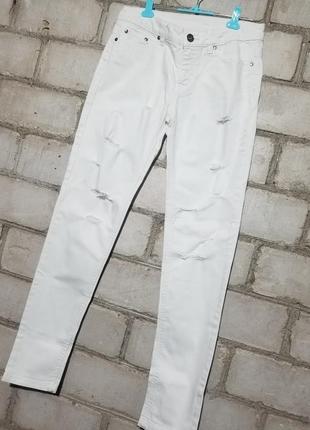 Белые джинсы скинни рваности2 фото