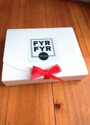 Коробка-сундучек для подарунка 25х20х5см fyrfyr з папером і стрічкою2 фото