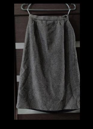 Юбка жіноча