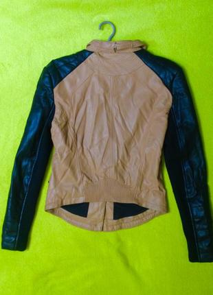 Куртка zara двухцветная размера с-м2 фото