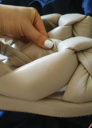 Невероятно шикарные, мягкие кожаные босоножки, размер 36, люкс качество, стамбул.