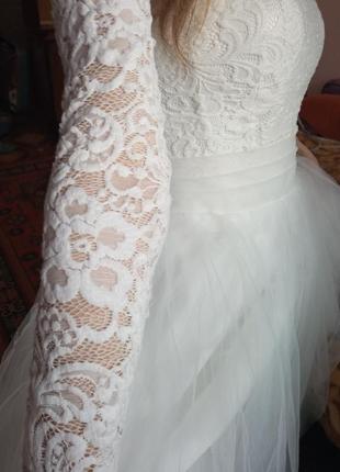 Весільне біле плаття в підлогу пишне мереживо5 фото