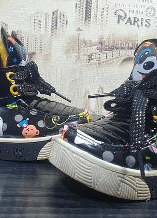 Яркие эффективный детские кроссовки