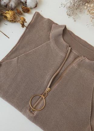 Топ в рубчик з замочком