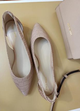 Очень красивые балетки cole haan mahogany rose embossed croco print leather7 фото