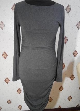 Оригинальное платье карандаш из плотного трикотажа португалия m/l