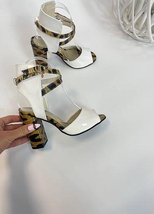 Шкіряні босоніжки шкіряні босоніжки4 фото