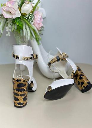 Шкіряні босоніжки шкіряні босоніжки2 фото