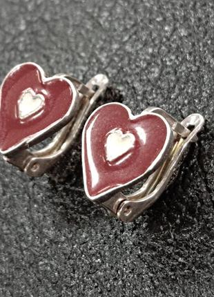 Детские серебряные серьги сердечки с заливкой эмалью