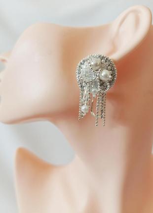 Асимметричные серьги из страз белого цвета, жемчужные свадебные серьги, моно серьга 12 см