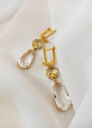 Лаконічні весільні сережки золотистого кольору, сережки позолота з фіанітами ksenija vitali1 фото