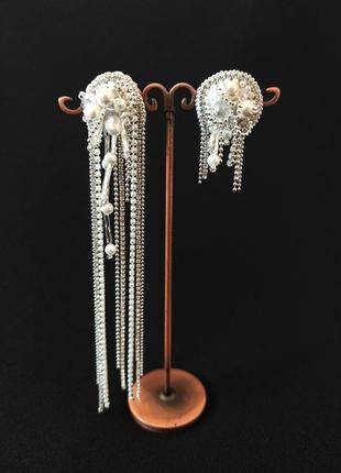 Асиметричні сережки з страз білого кольору, перлинні весільні сережки, моно сережка 12 см4 фото