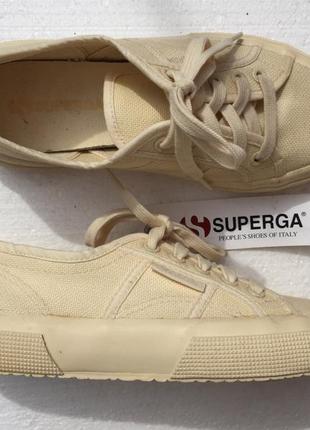 Superga