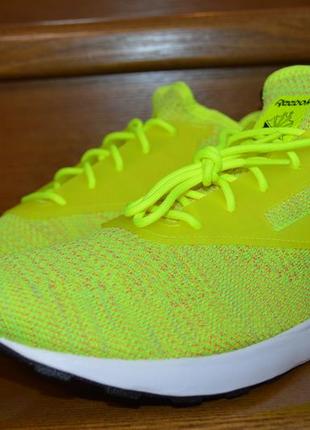 Беговые кроссовки reebok zoku runner. оригинал.5 фото