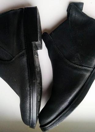 Черные натуральный челси fouganza