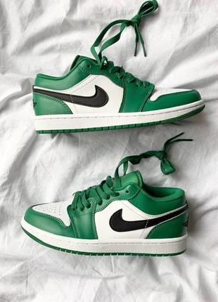 Женские стильные весенние кроссовки nike air jordan low 'pine green'4 фото