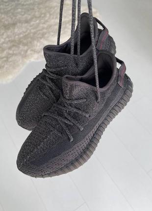 Женские стильные весенние кроссовки adidas yeezy boost 350 v2 black reflective2 фото