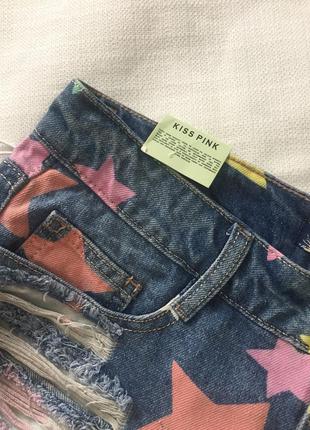 Короткі джинсові шорти яскраві зірки, потертості, рвані3 фото
