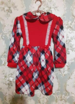 Плаття в клітинку на довгий рукав