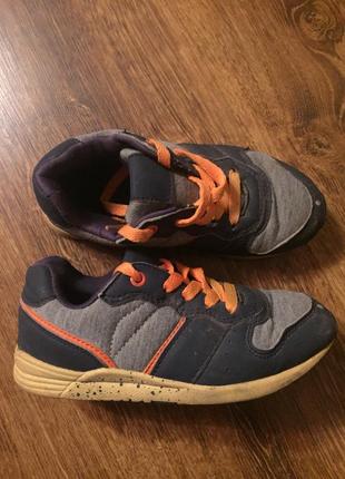 Кроссовки 👟