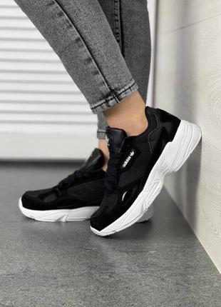 Женские кроссовки adidas falcon black white | жіночі кросівки чорні адідас4 фото