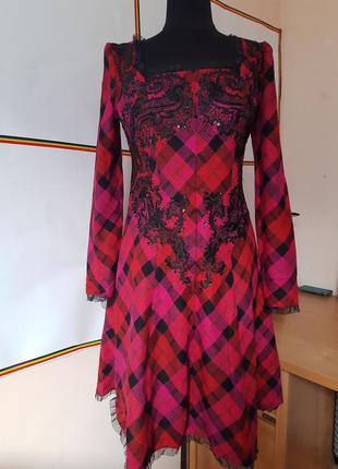 Дизайнерська сукня,ручна вишивка1 фото