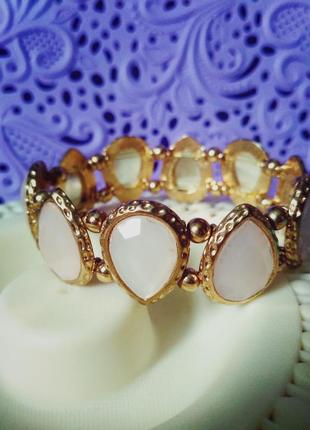 Браслет нарядный